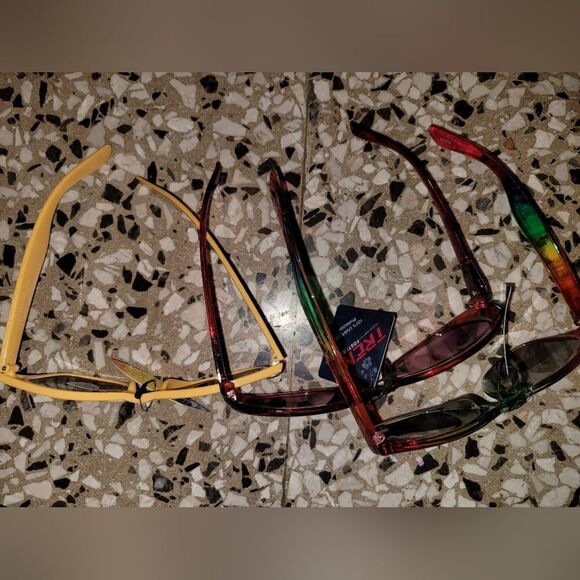 One pair used shades 😎 - Picture 6 of 7